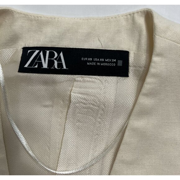 Zara Tailored Vest in Ivory - Picture 3 of 4